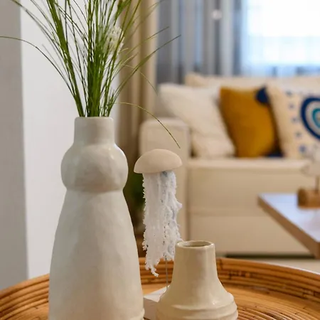 Infinite Ble * Chrisi Ammoudia