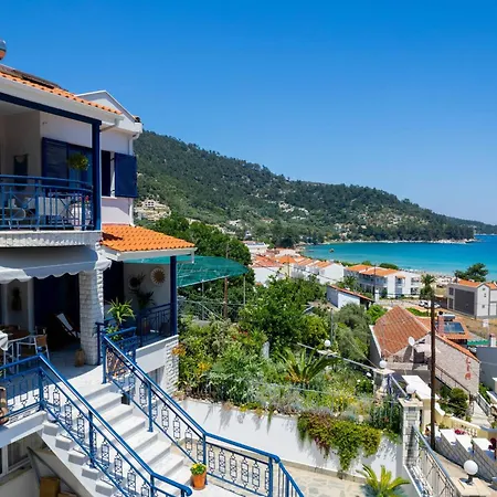 Infinite Ble * Chrysi Ammoudia